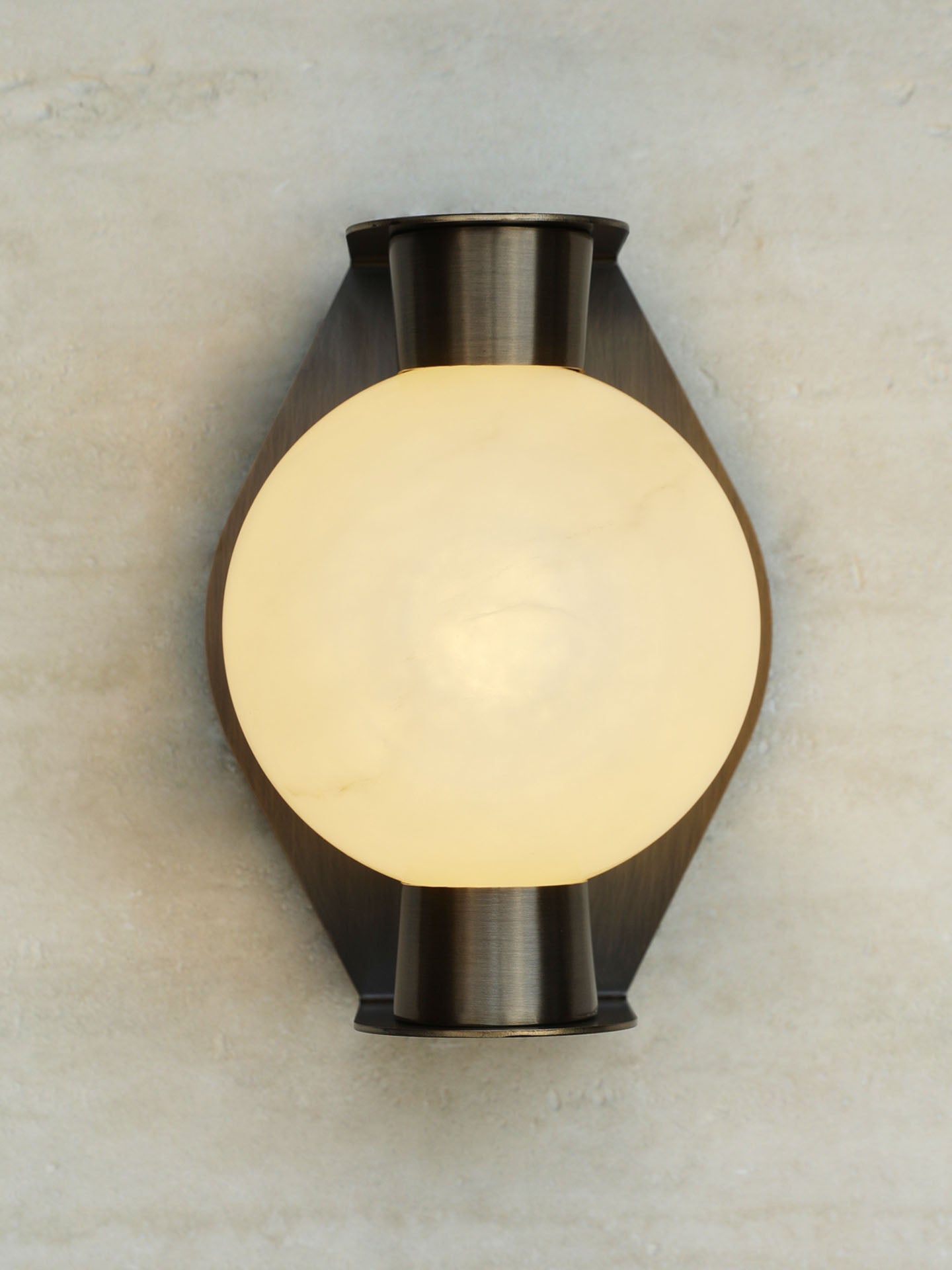 Alabaster_Orb_Sconce__4 - Oleniva