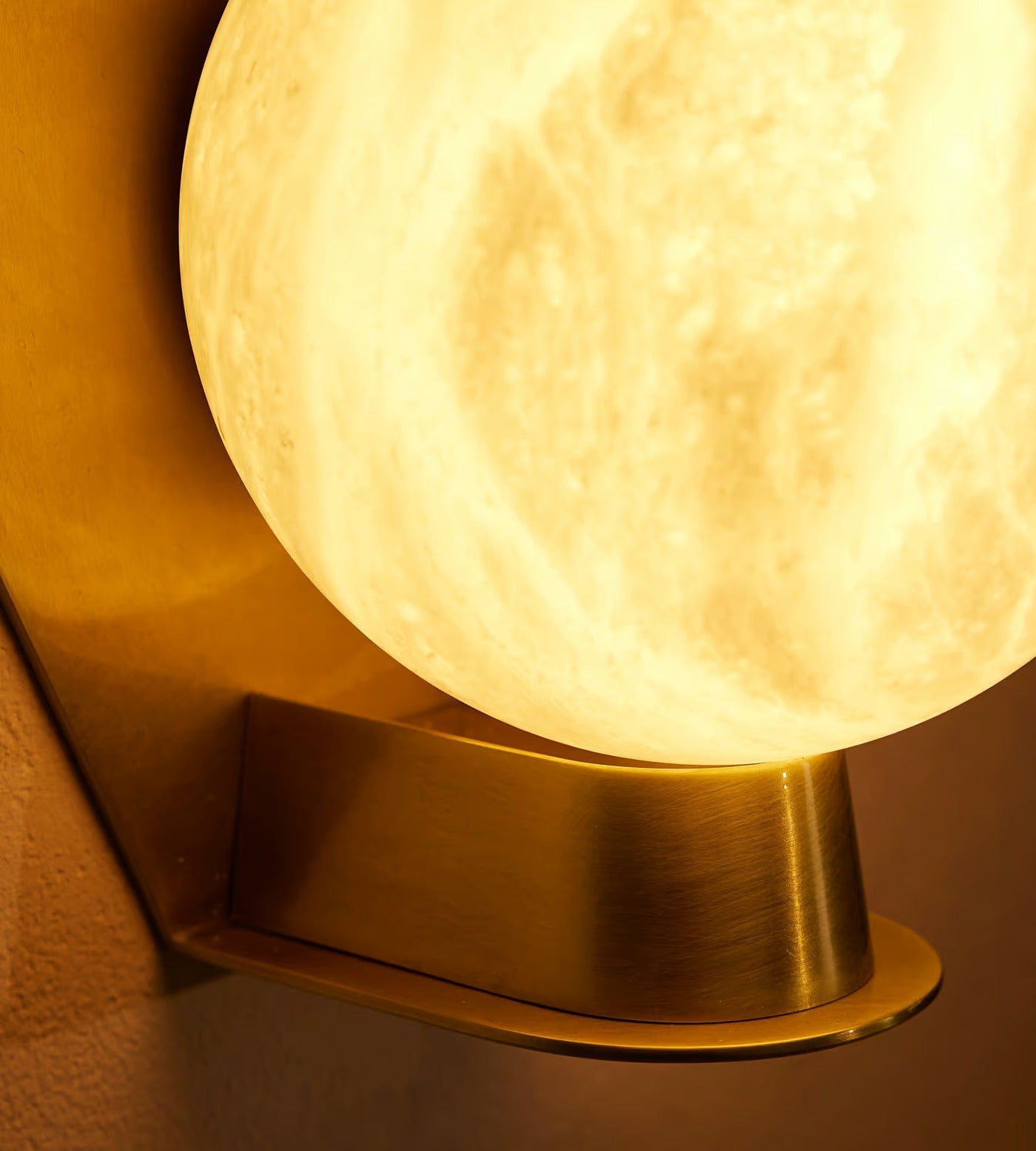 Alabaster_Orb_Sconce__9 - Oleniva