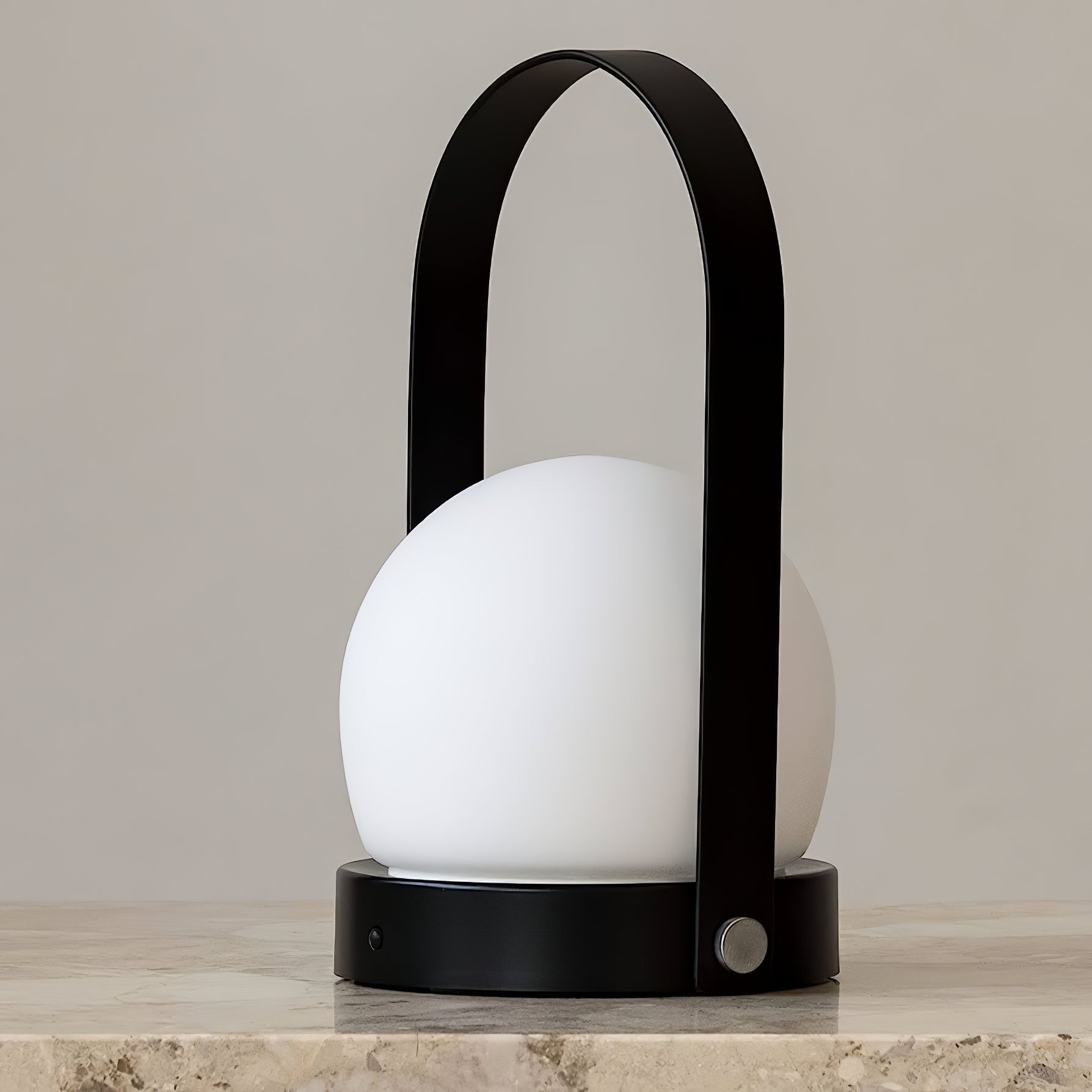 Carrie_Built-inBattery_Table_Lamp-_3 - Oleniva