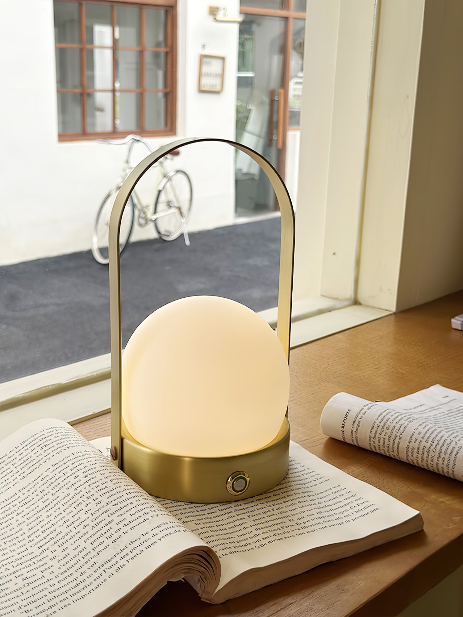 Carrie_Built-inBattery_Table_Lamp-_42 - Oleniva