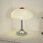 Flower_Petal_Table_Lamp-_9 - Oleniva