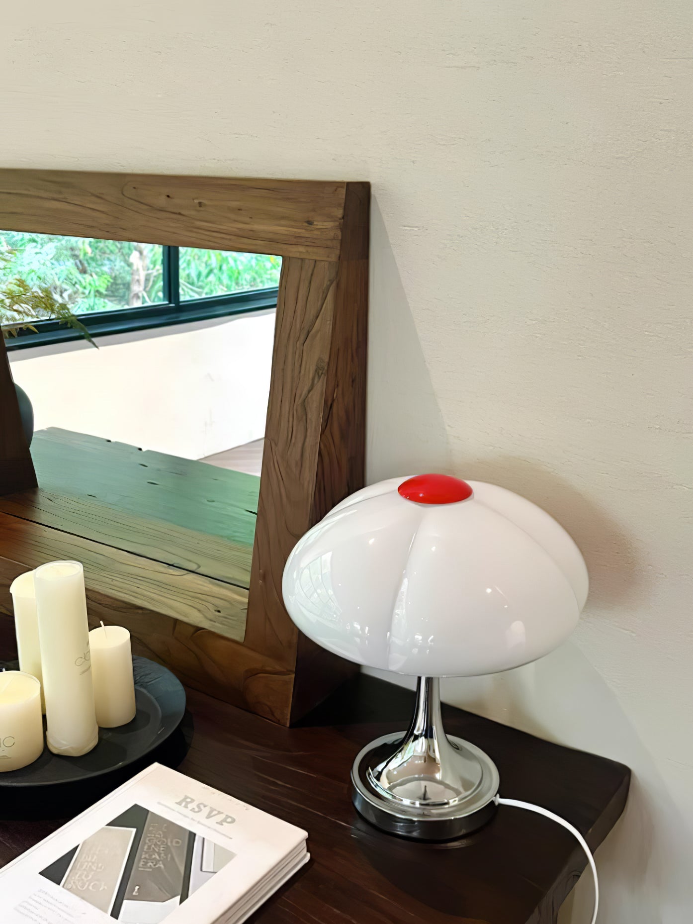 Flower_Petal_Table_Lamp__93 - Oleniva