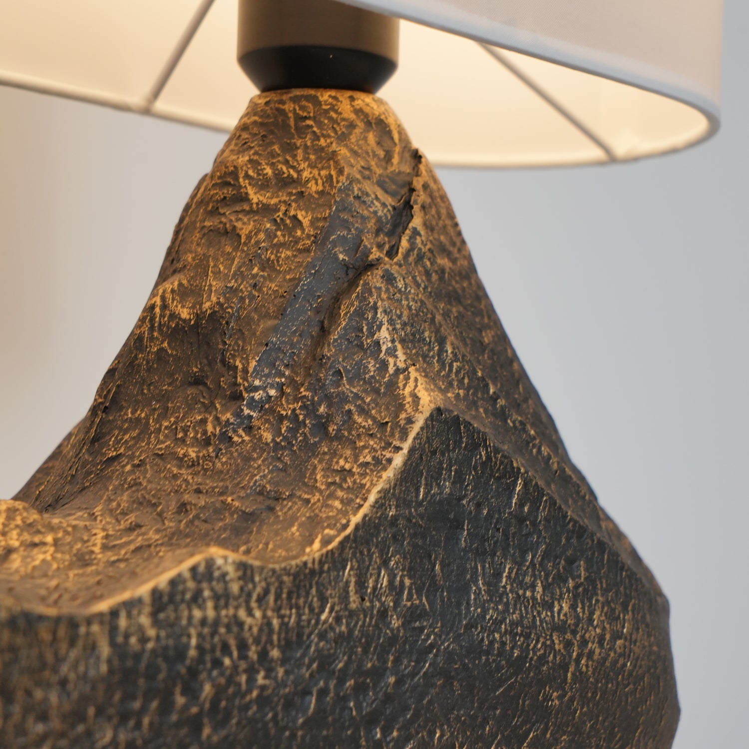 Landscape_Table_Lamp-_12 - Oleniva