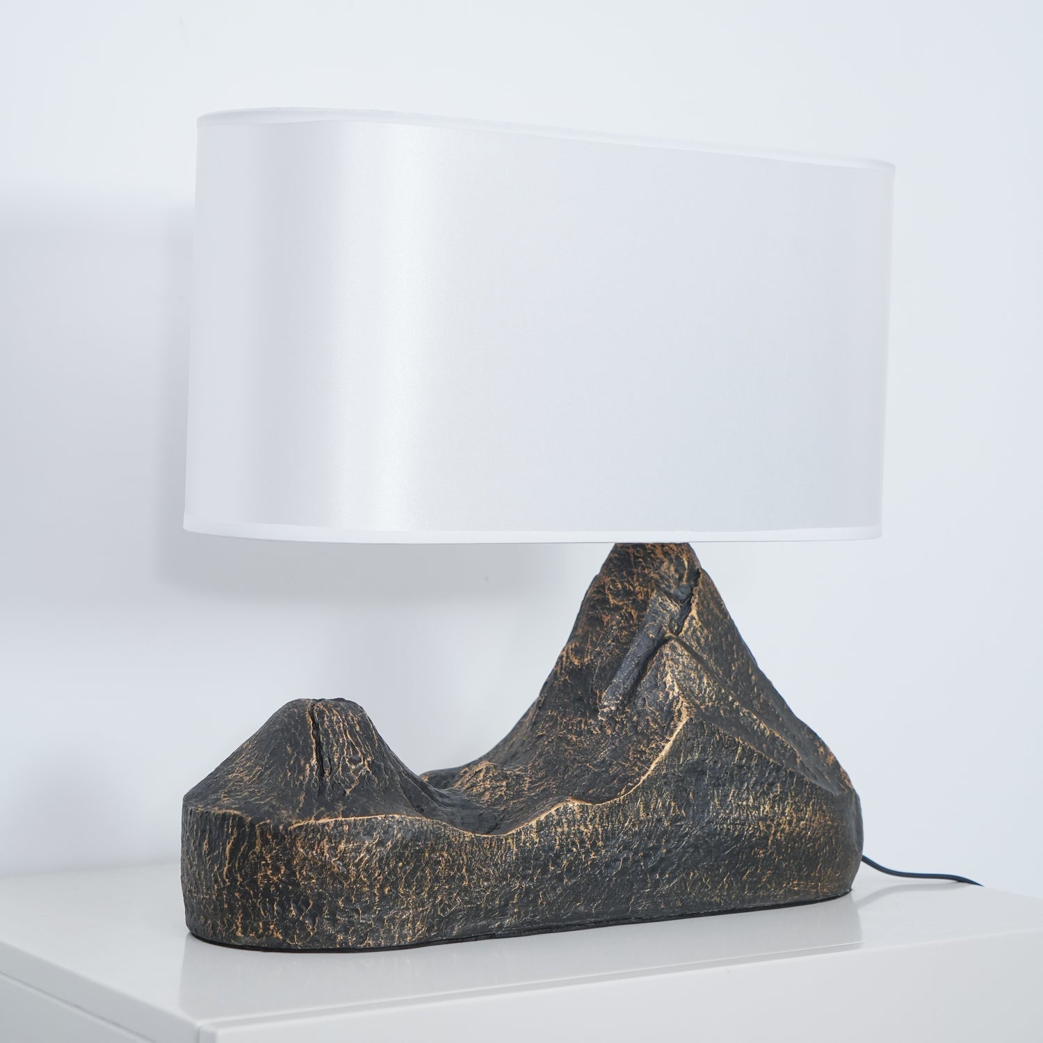 Landscape_Table_Lamp-_4 - Oleniva