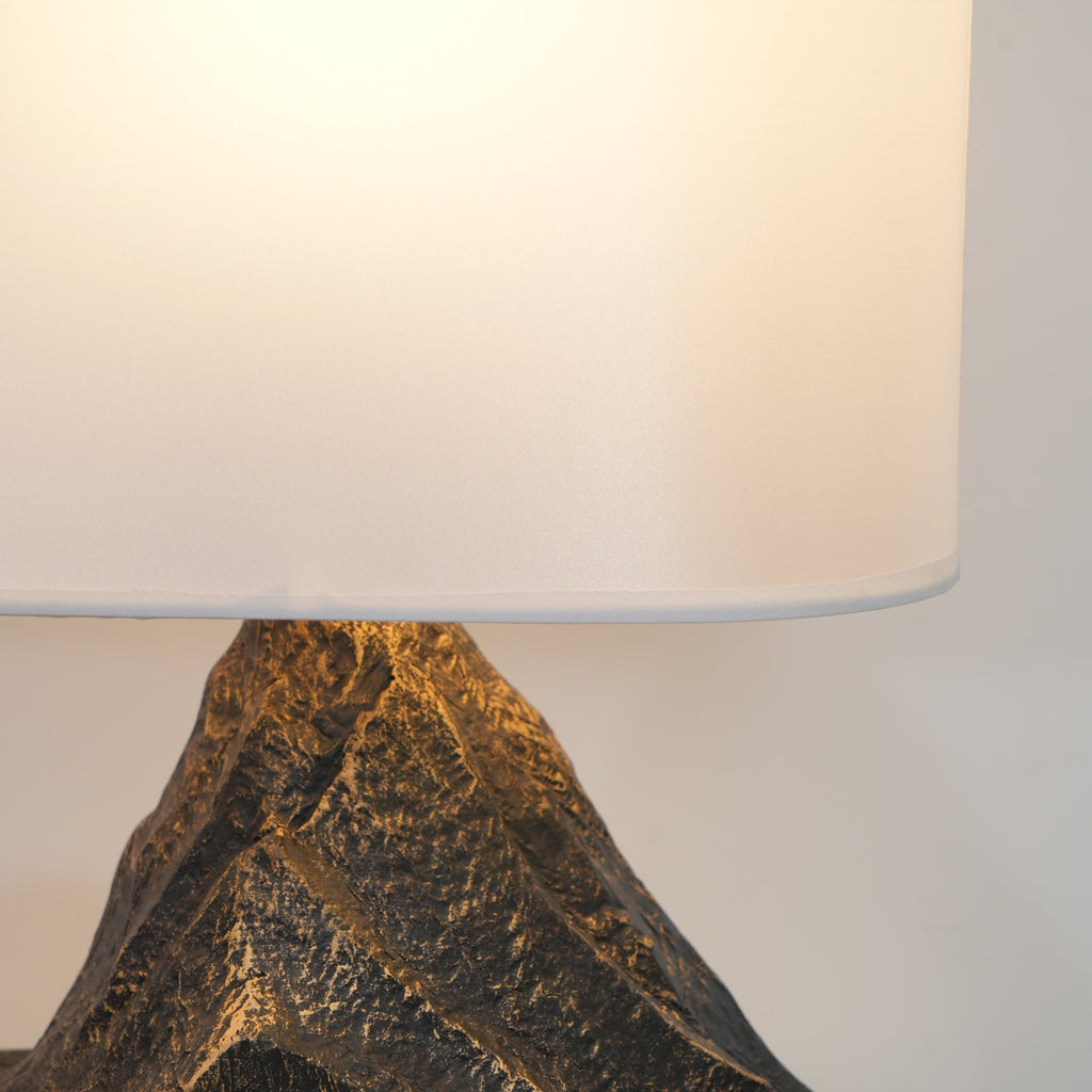 Landscape_Table_Lamp-_9 - Oleniva