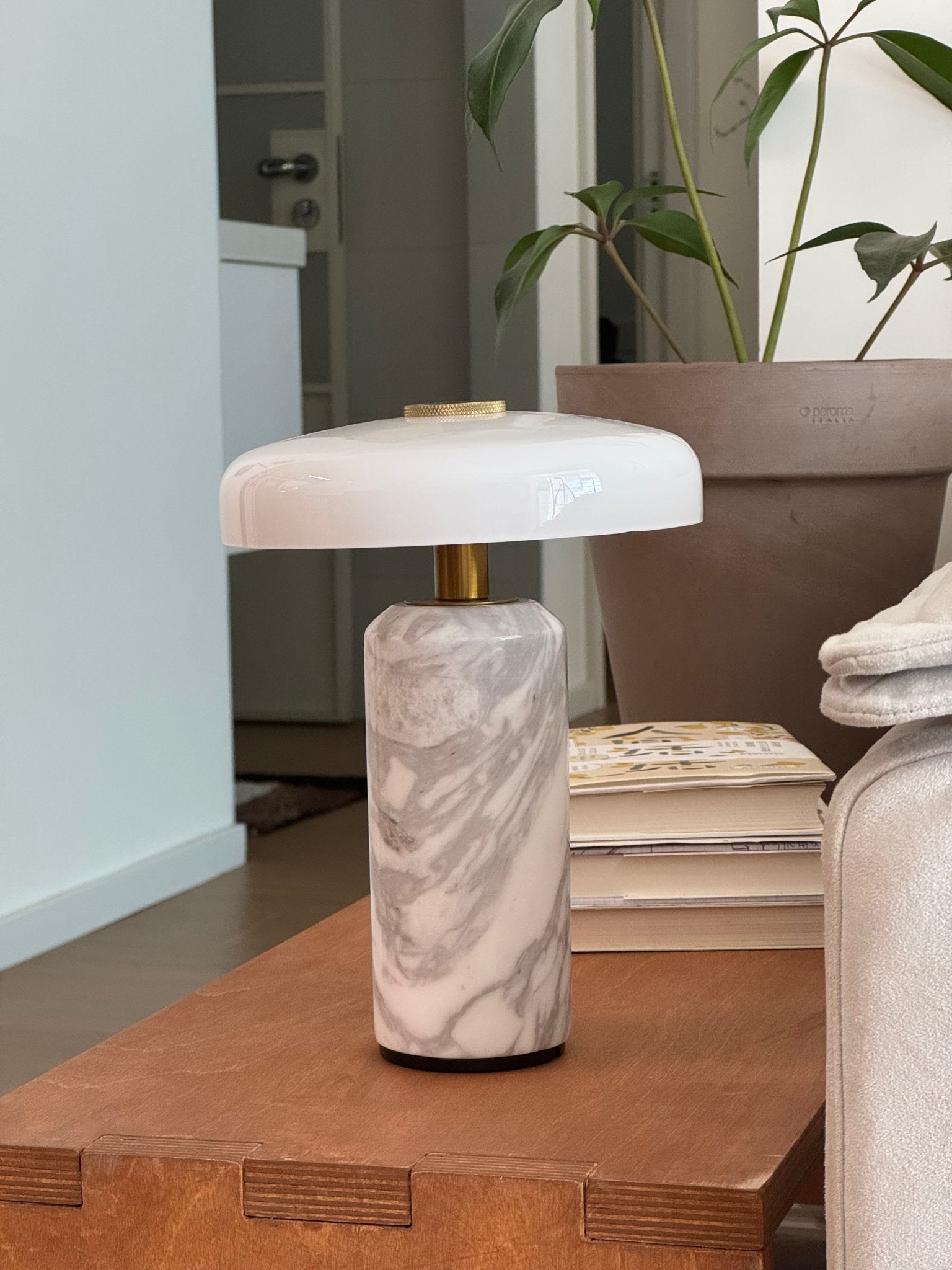 Lunara_Marble_Table_Lamp__6 - Oleniva