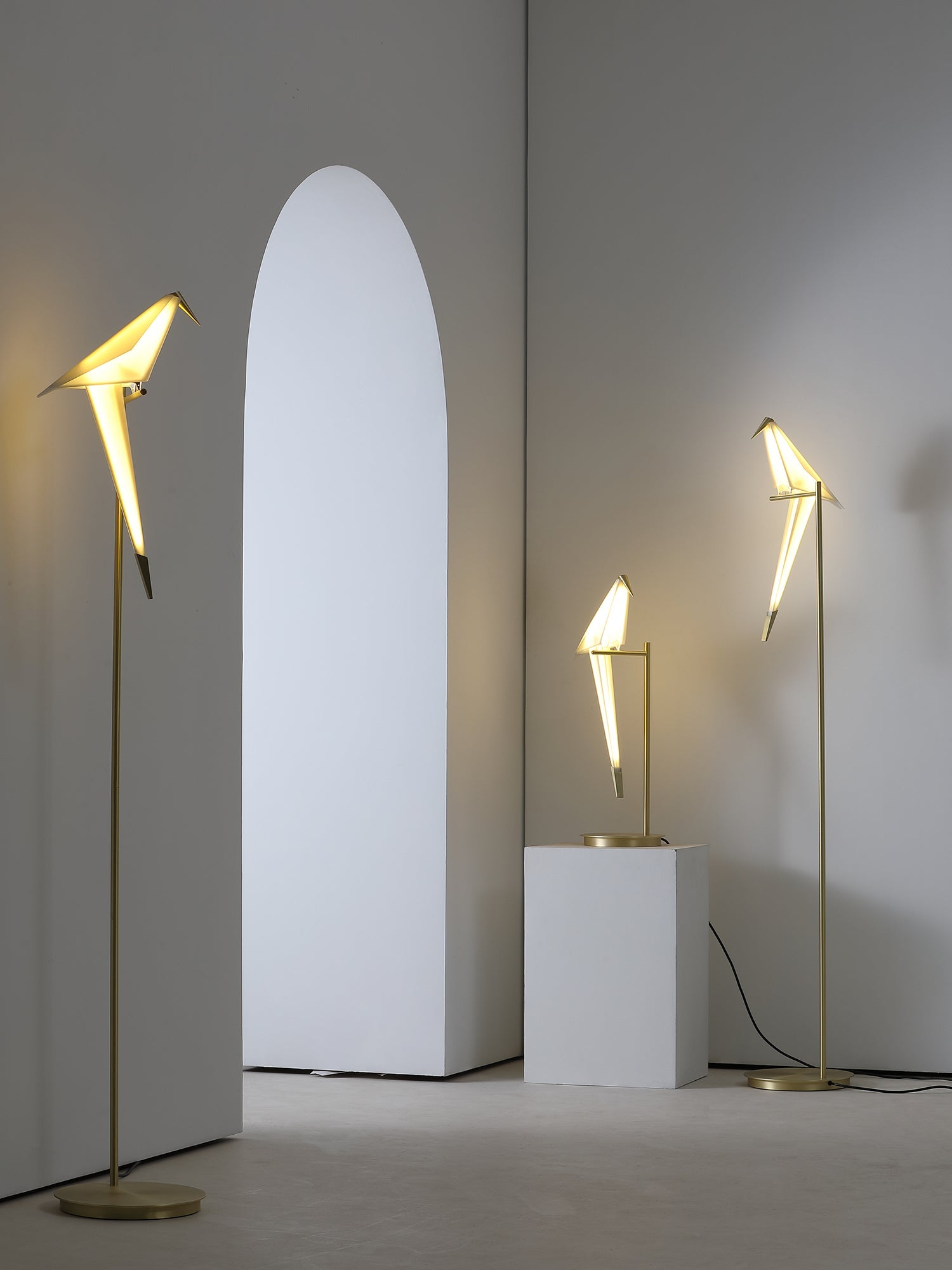Paper_Crane_Bird_Table_Lamp_11_12 - Oleniva