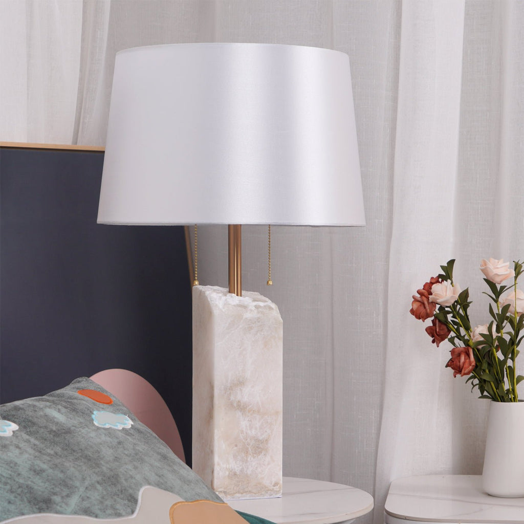 Raw_Alabaster_Table_Lamp_13_d529bd2a-1c2e-4f34-9147-67c4c8124d1c-584904 - Oleniva