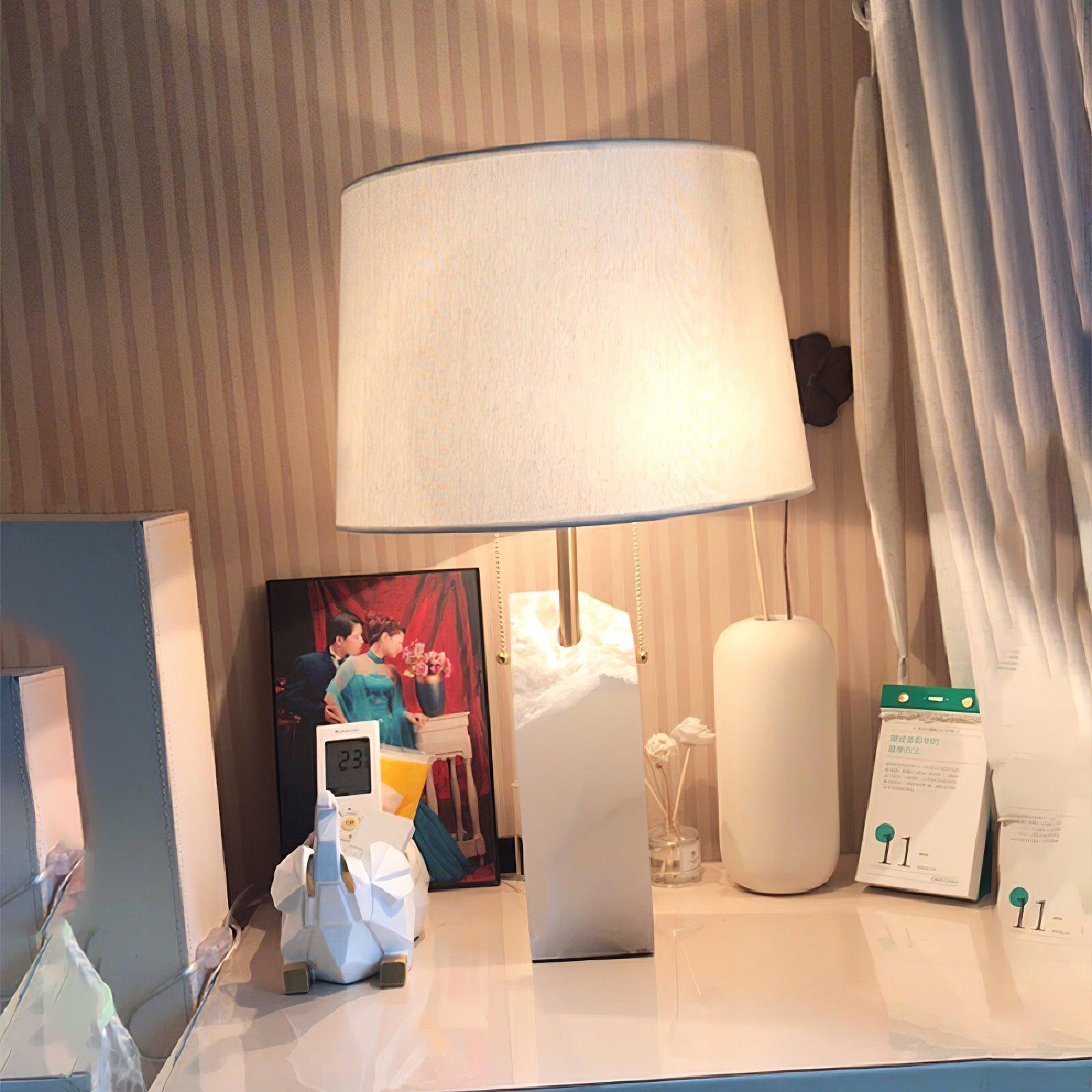Raw_Alabaster_Table_Lamp_18 - Oleniva