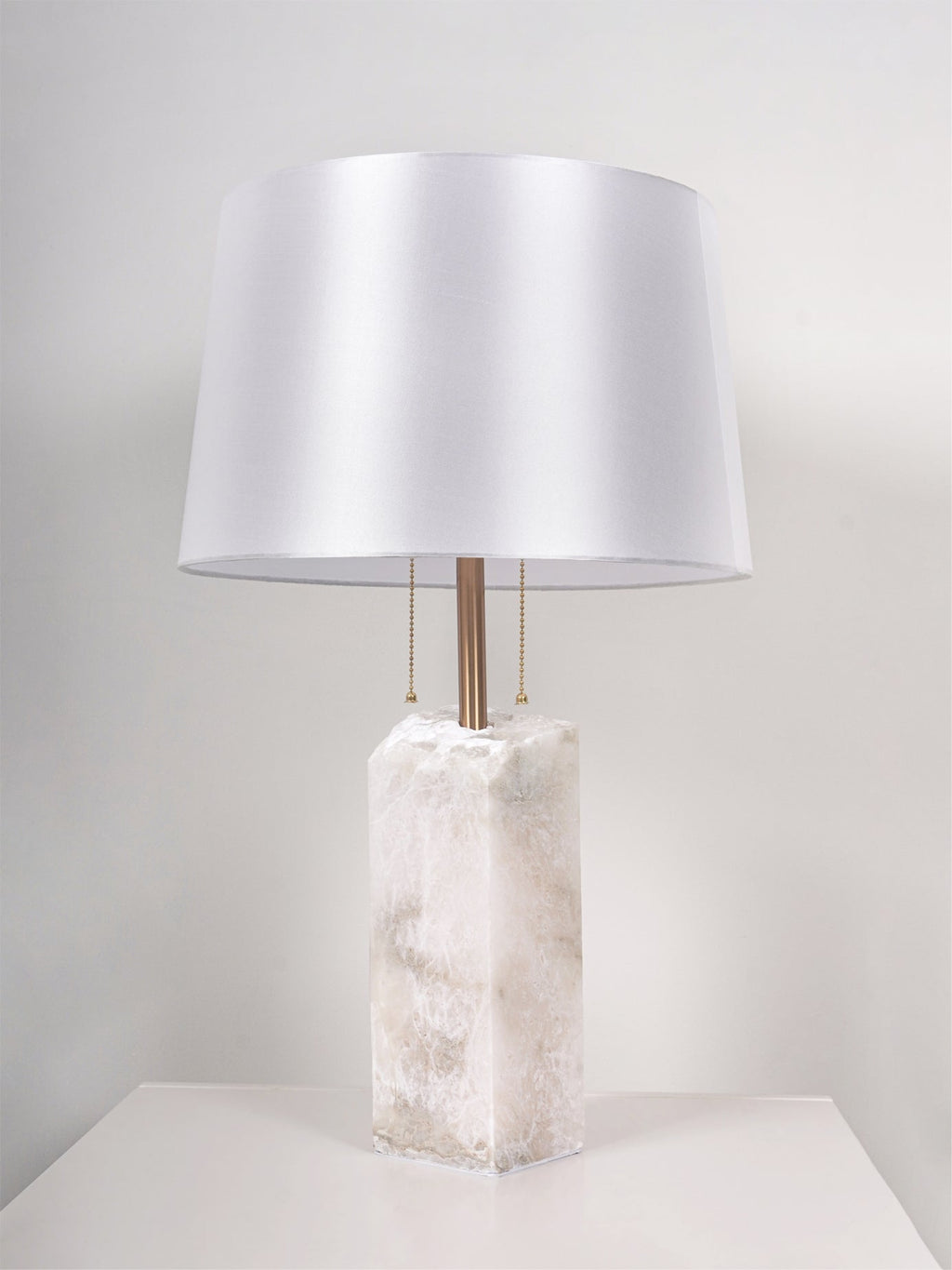 Raw_Alabaster_Table_Lamp_6_d660cf41-0041-4c7a-9756-83c6f518763e - Oleniva