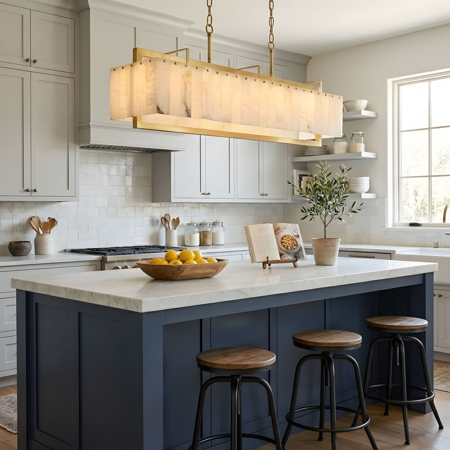 Solstice-Bar-Alabaster-Chandelier-1-24_11 - Oleniva