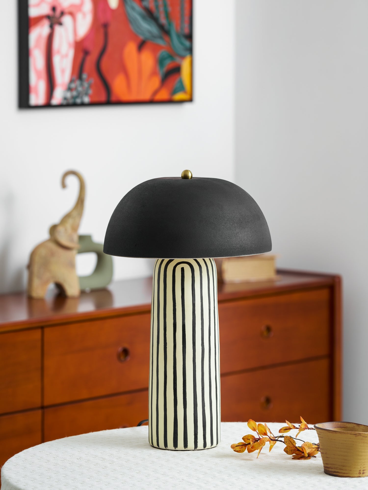 Stria-Table-Lamp-_16 - Oleniva