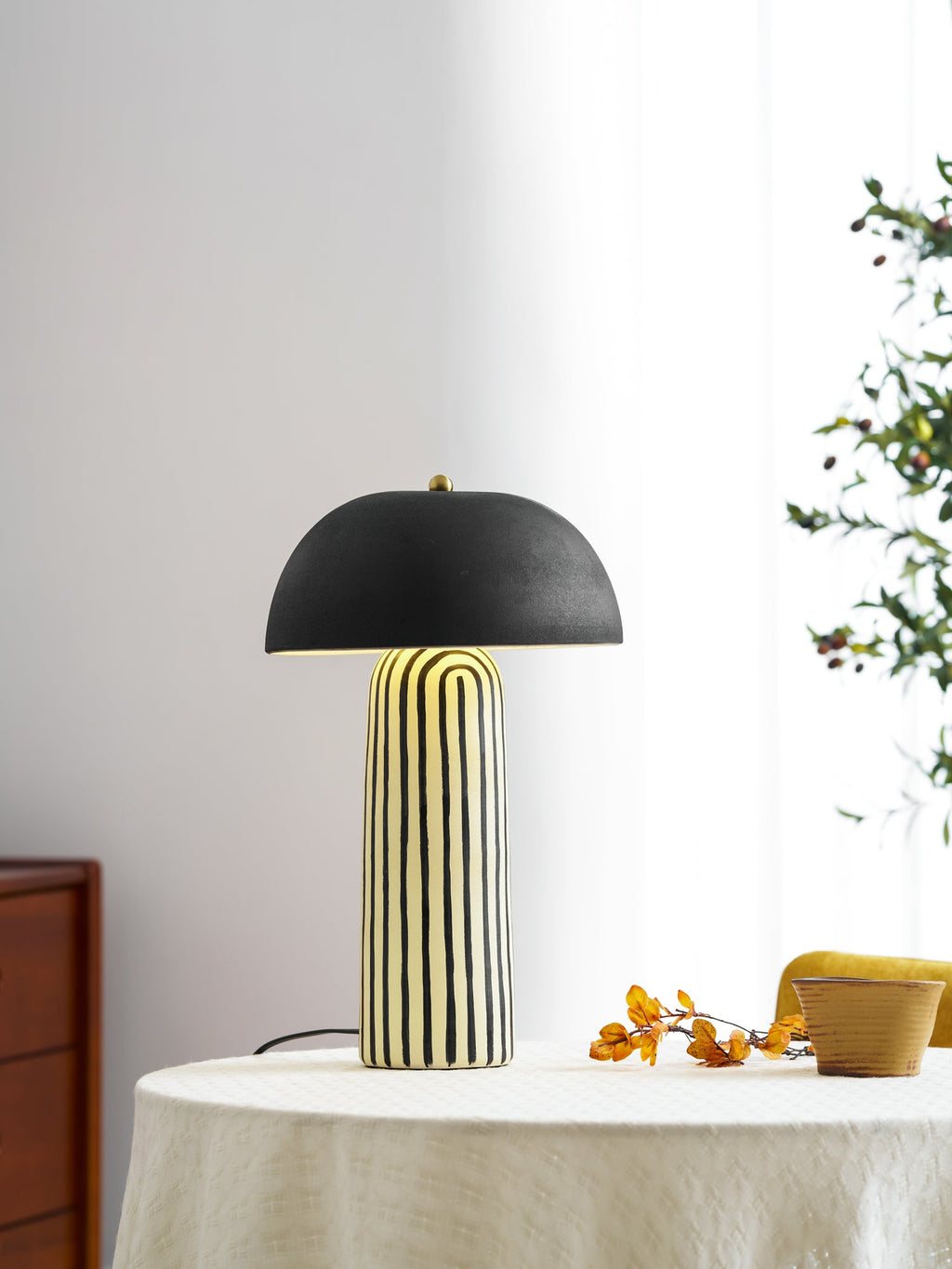 Stria-Table-Lamp-_19 - Oleniva