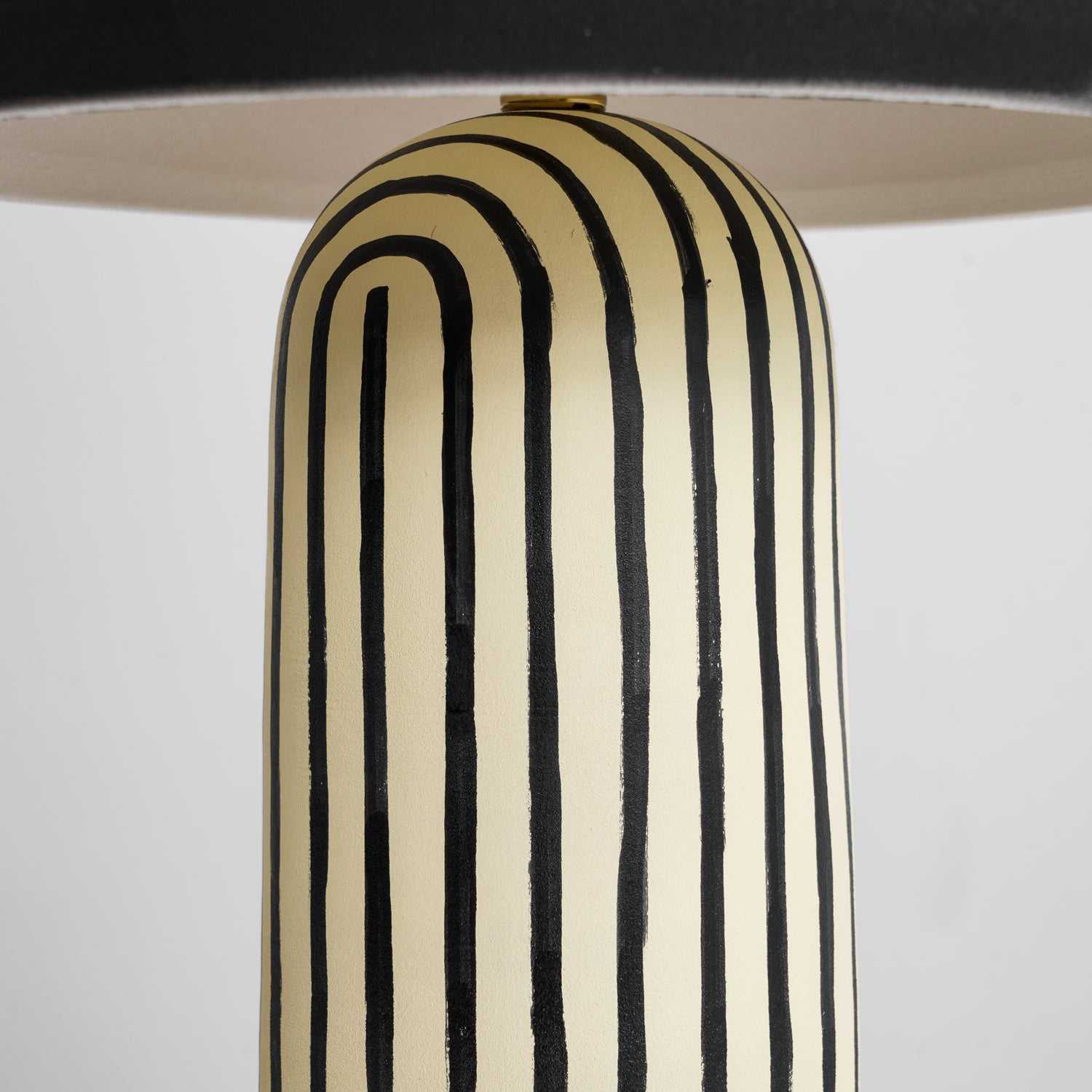 Stria-Table-Lamp-_7 - Oleniva