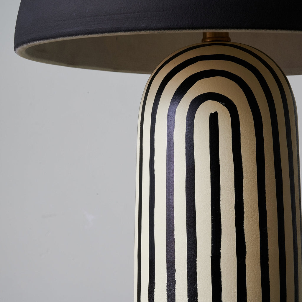 Stria_Table_Lamp_1_12 - Oleniva