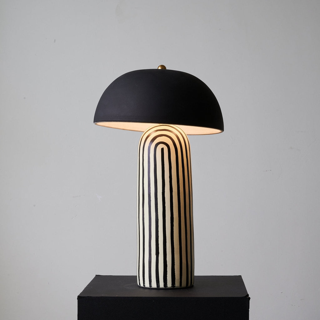 Stria_Table_Lamp_1_7 - Oleniva