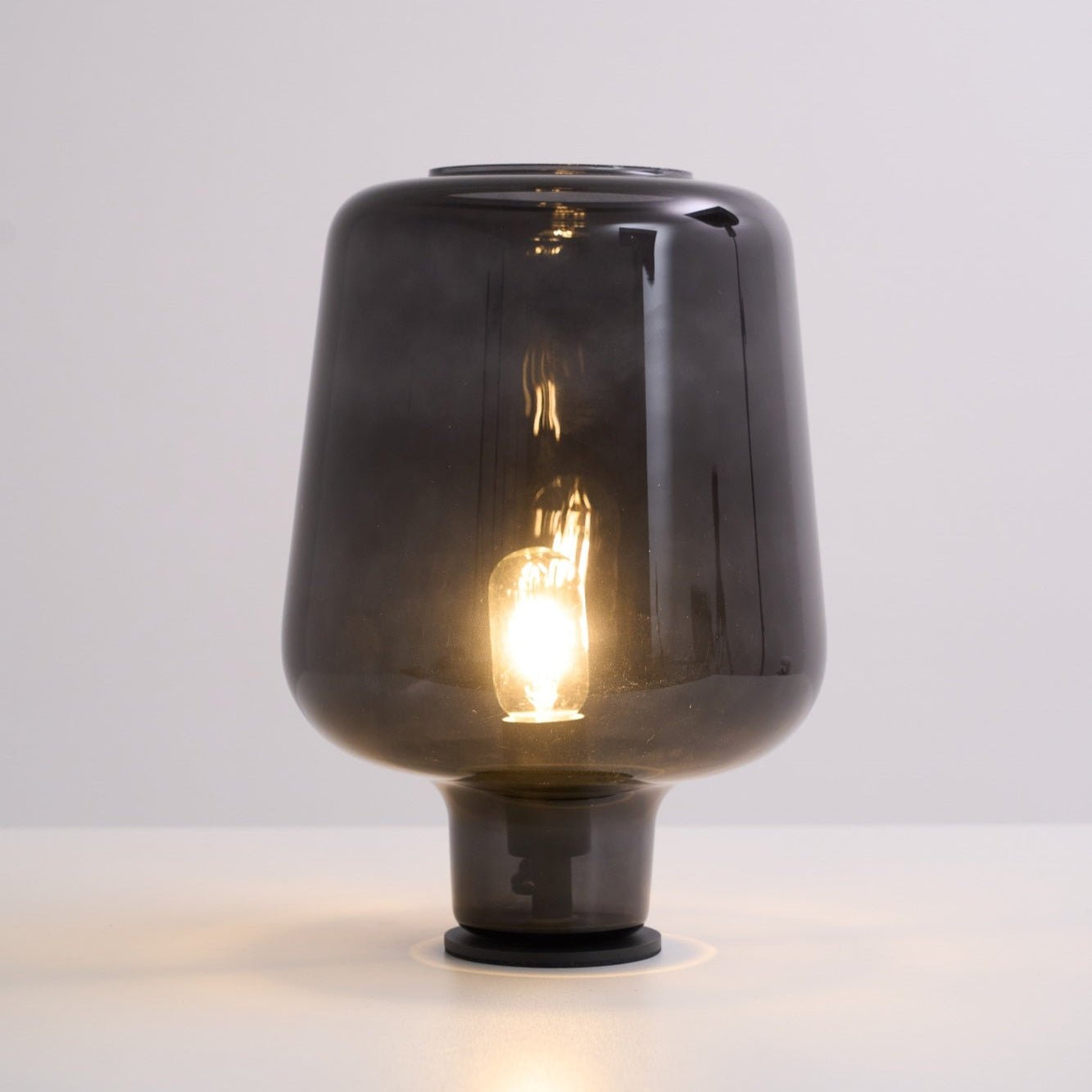 Teutonic_Glass_Table_Lamp__3 - Oleniva