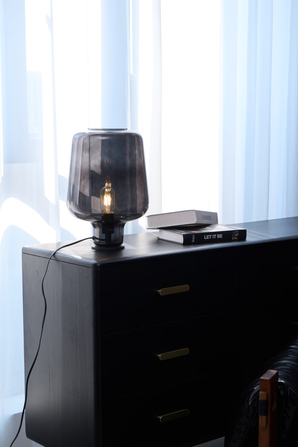 Teutonic_Glass_Table_Lamp__8 - Oleniva